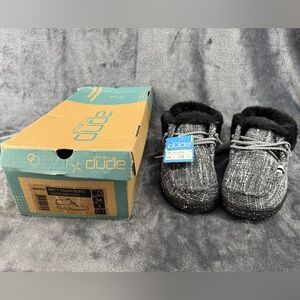 New Hey Dude Britt Youth Boho Fold Shoes Boots Cookies & Cream Faux Fur Size 2